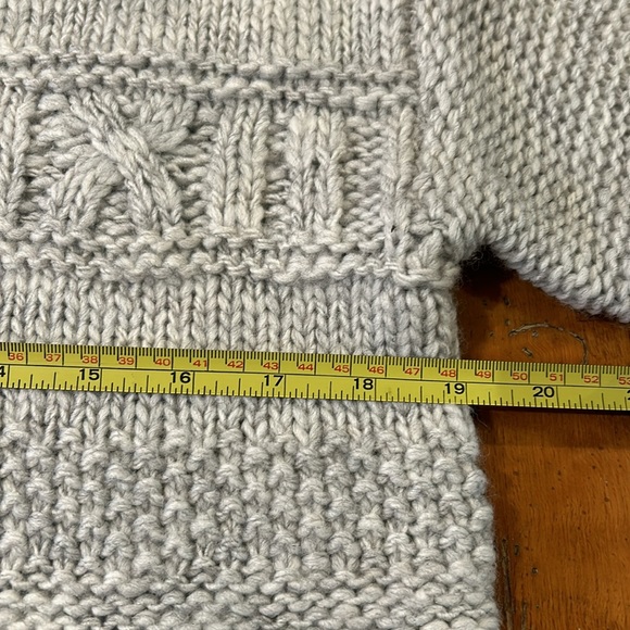 American Eagle crewneck sweater NWOT - Picture 4 of 8
